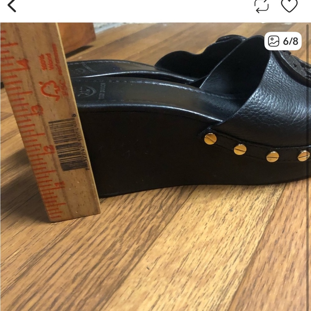 Tory Burch Black Embossed Logo Leather Slides - Picture 5 of 6